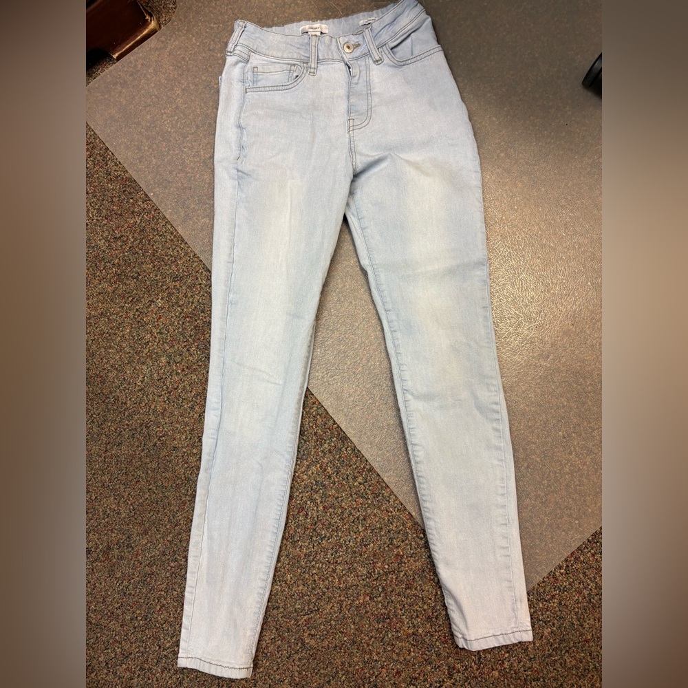 Forever 21 Light Wash Skinny Jeans